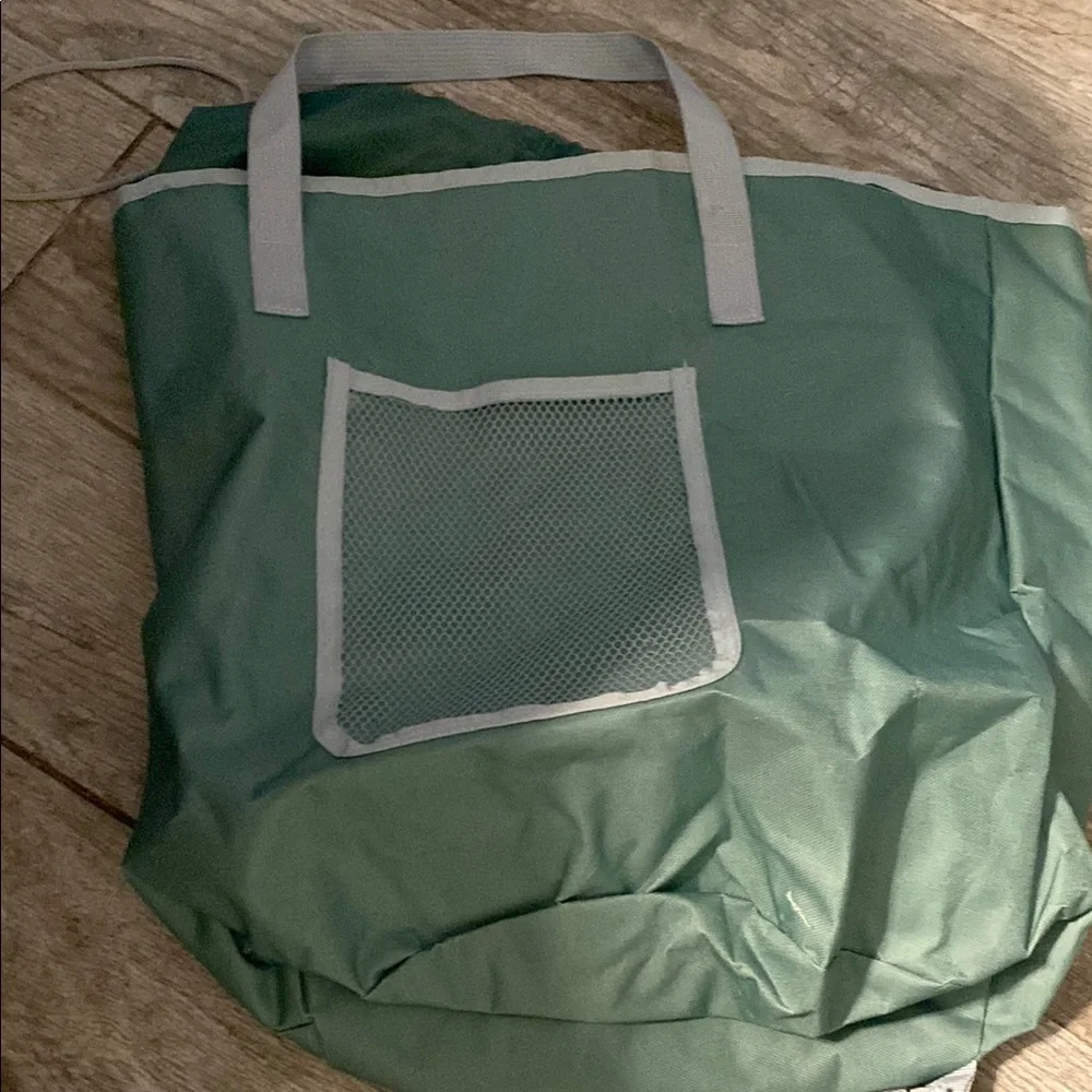 Green Garment Bag with Gray Accents
